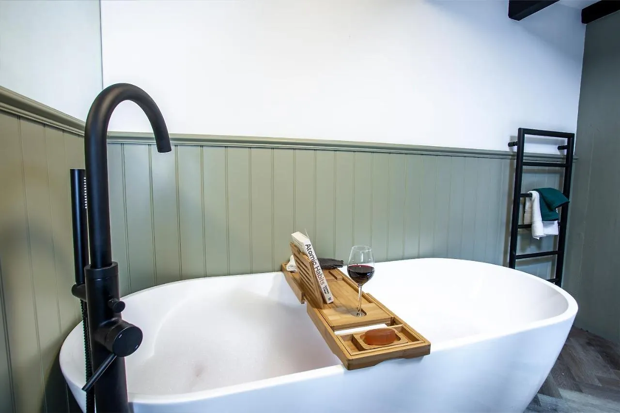 Whitby Boutique - Mast Cottage
